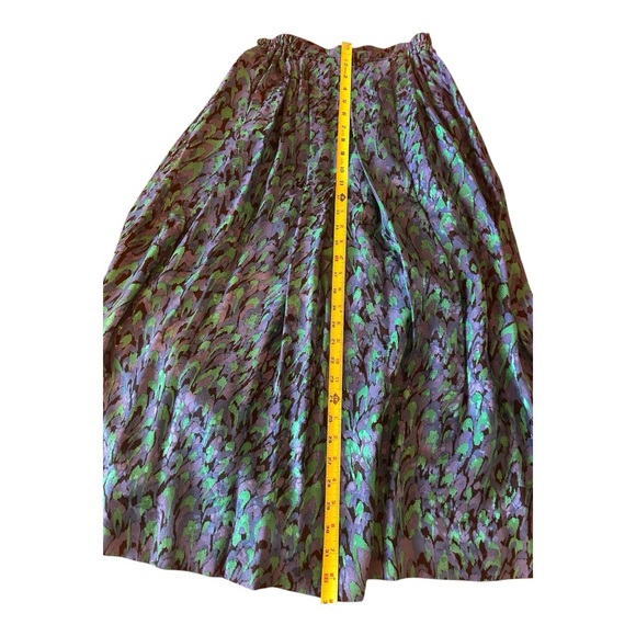 Vintage Omanti 100% Silk skirt Made in Hong Kong Size 6 - Picture 4 of 7
